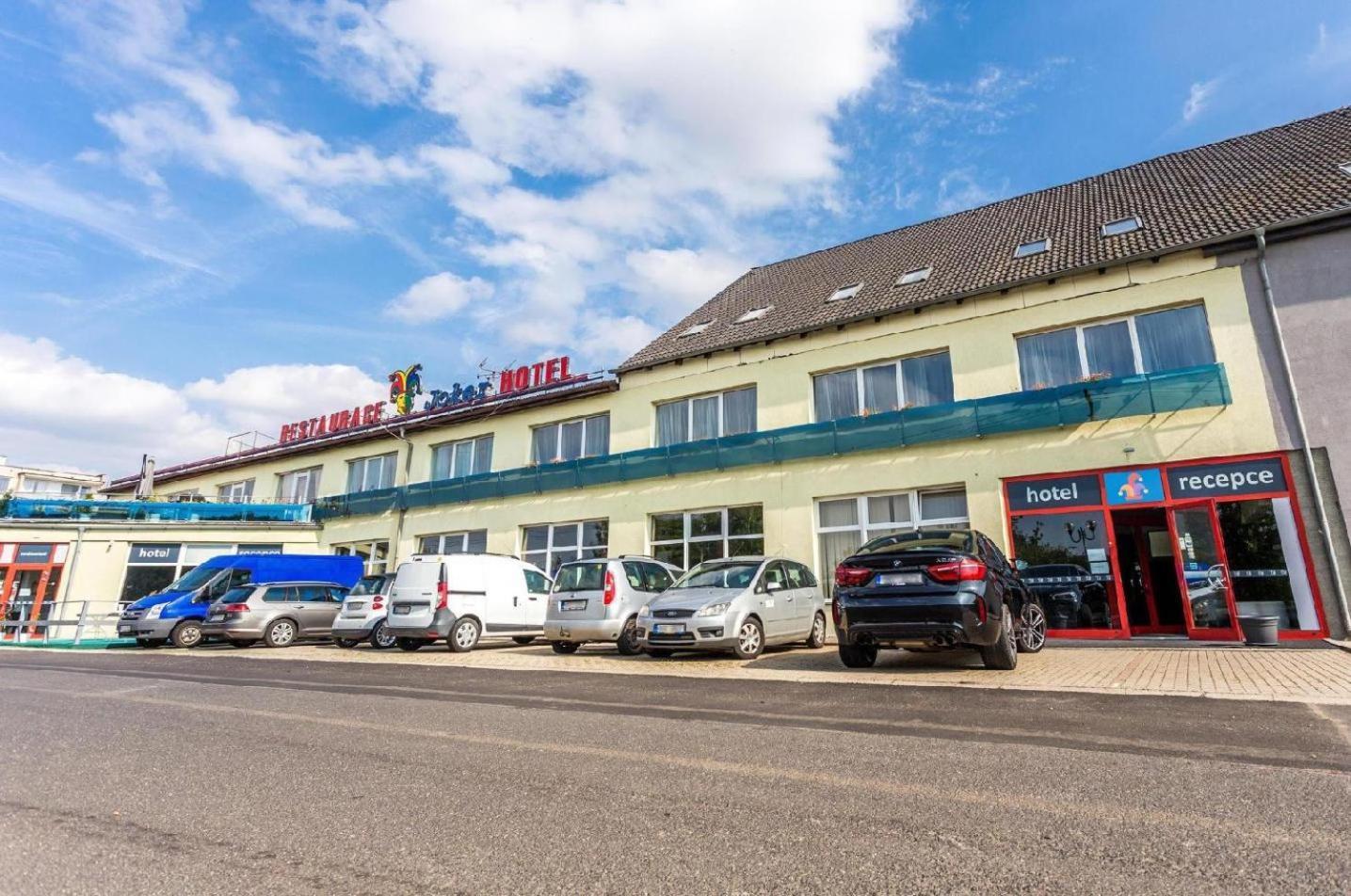 Hotel Joker Obrnice Экстерьер фото